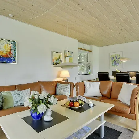 Gynna - 1-2km From The Sea By Interhome Vejers Strand